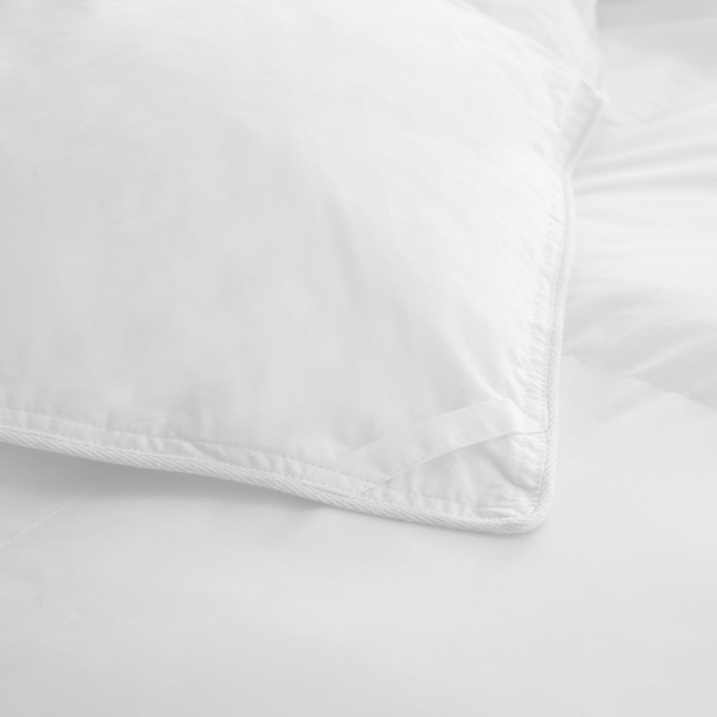 Organic Cotton Down Alternative Micro Fiber Filled Comforter