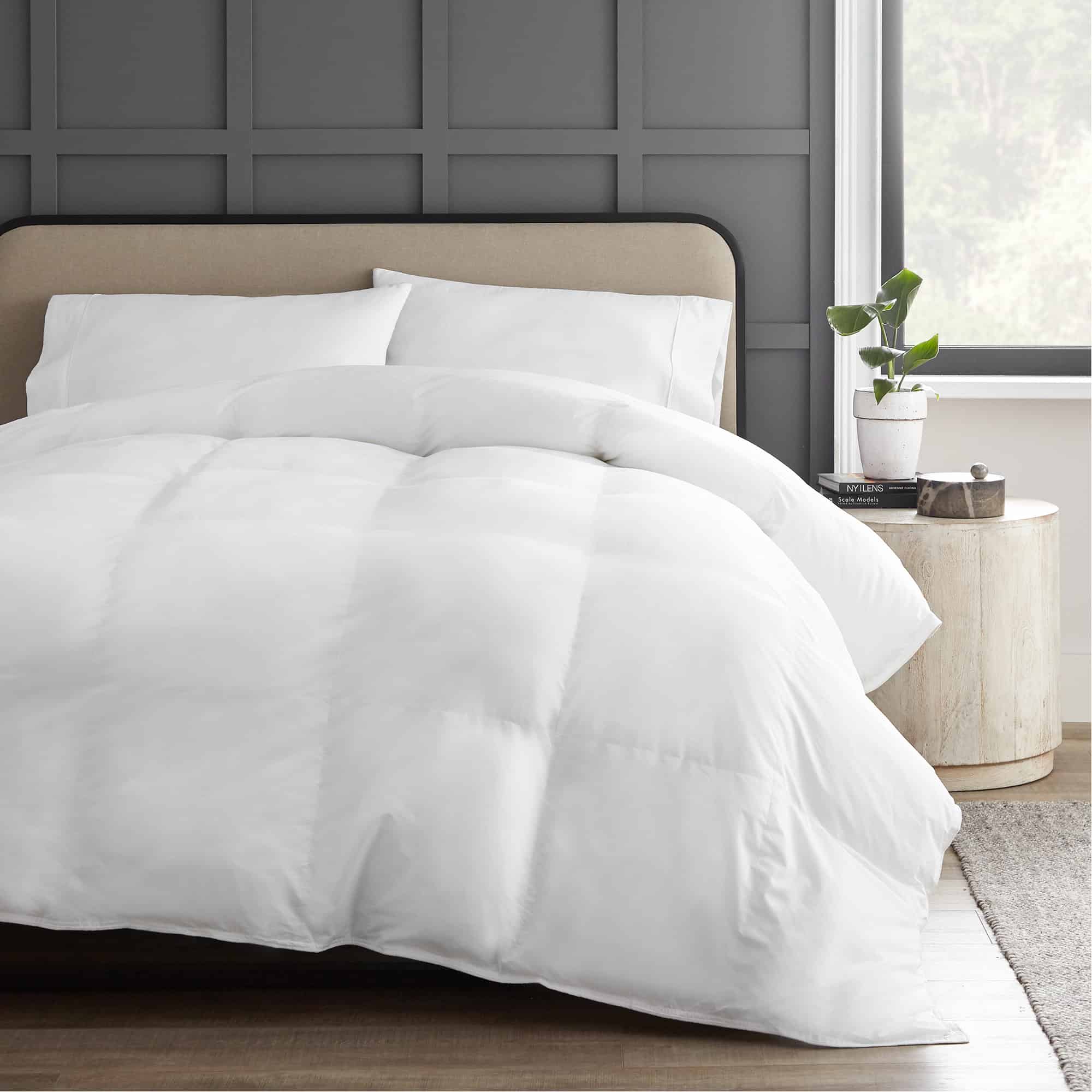 Organic Cotton Down Alternative Micro Fiber Filled Comforter